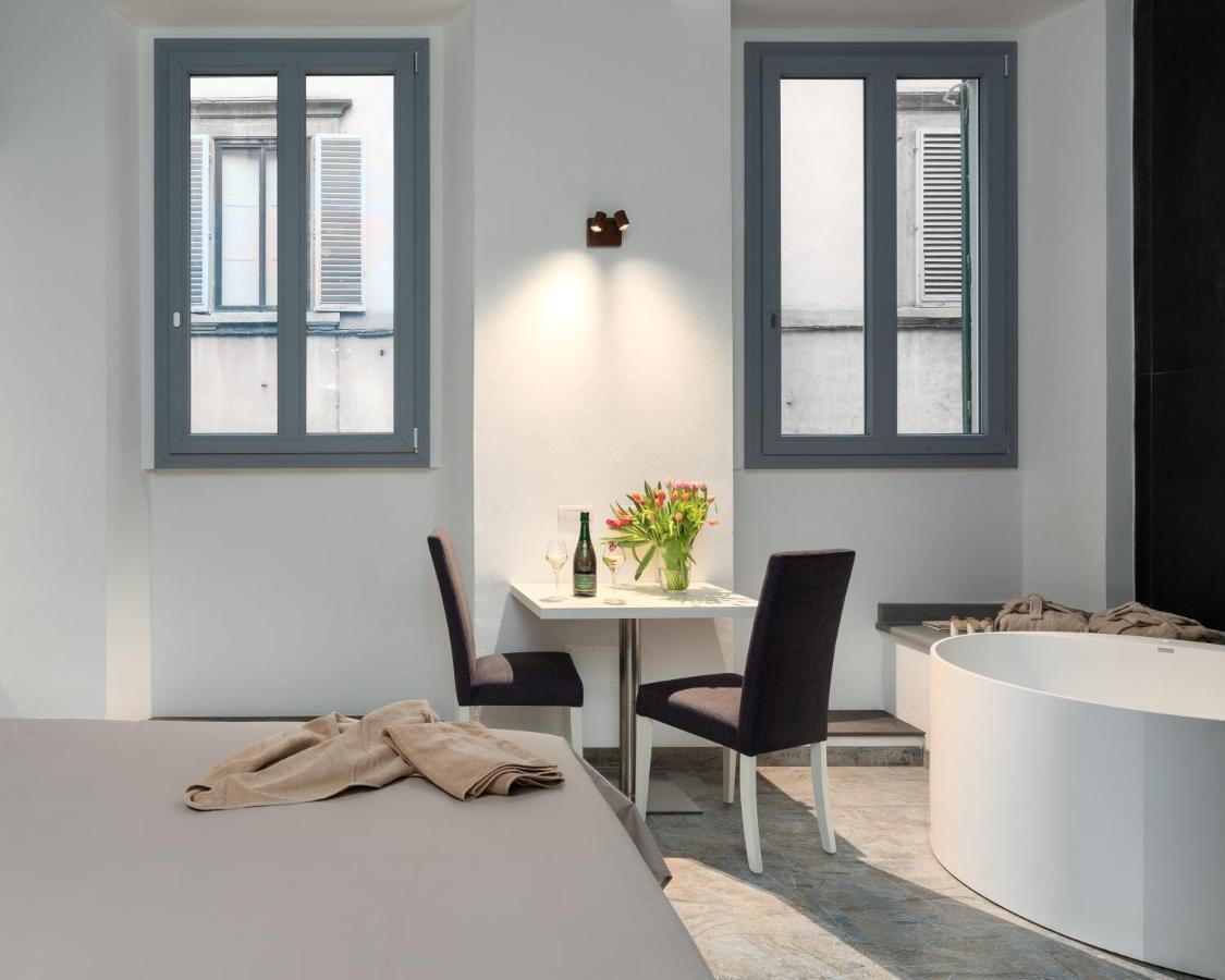 F1Rst Suite Apartment & Spa ฟลอเรนซ์ ภายนอก รูปภาพ