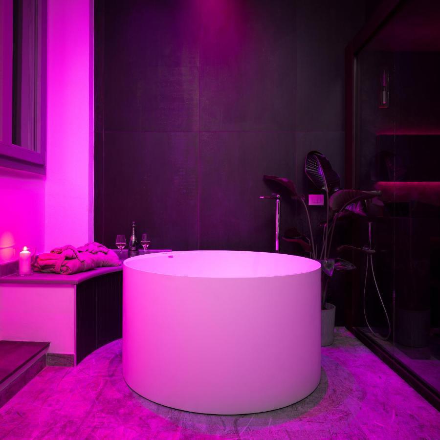 F1Rst Suite Apartment & Spa ฟลอเรนซ์ ภายนอก รูปภาพ