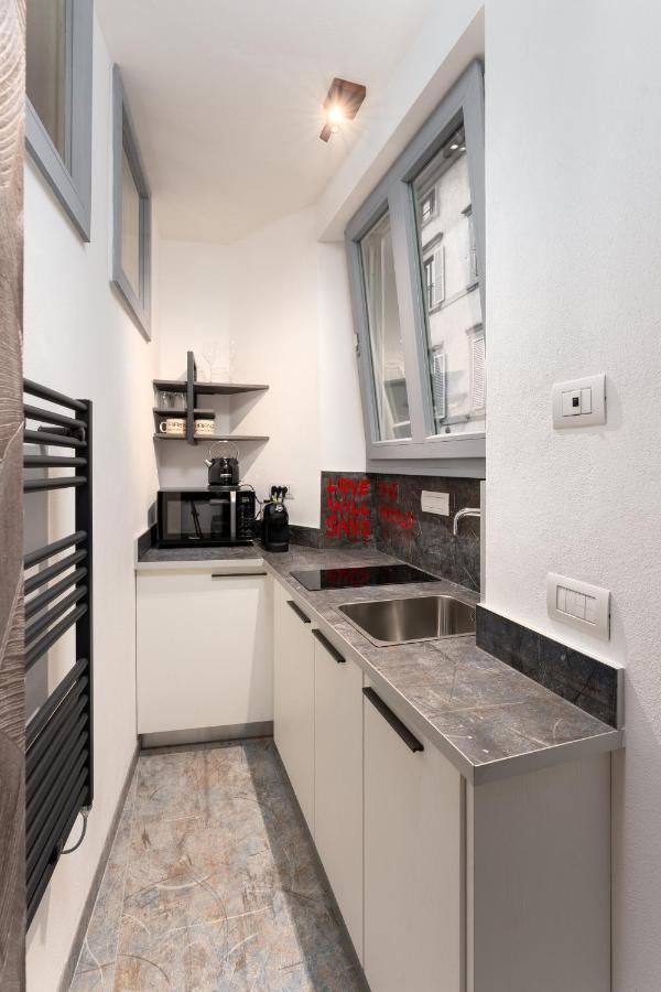F1Rst Suite Apartment & Spa ฟลอเรนซ์ ภายนอก รูปภาพ