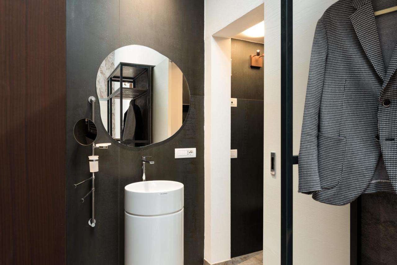 F1Rst Suite Apartment & Spa ฟลอเรนซ์ ภายนอก รูปภาพ